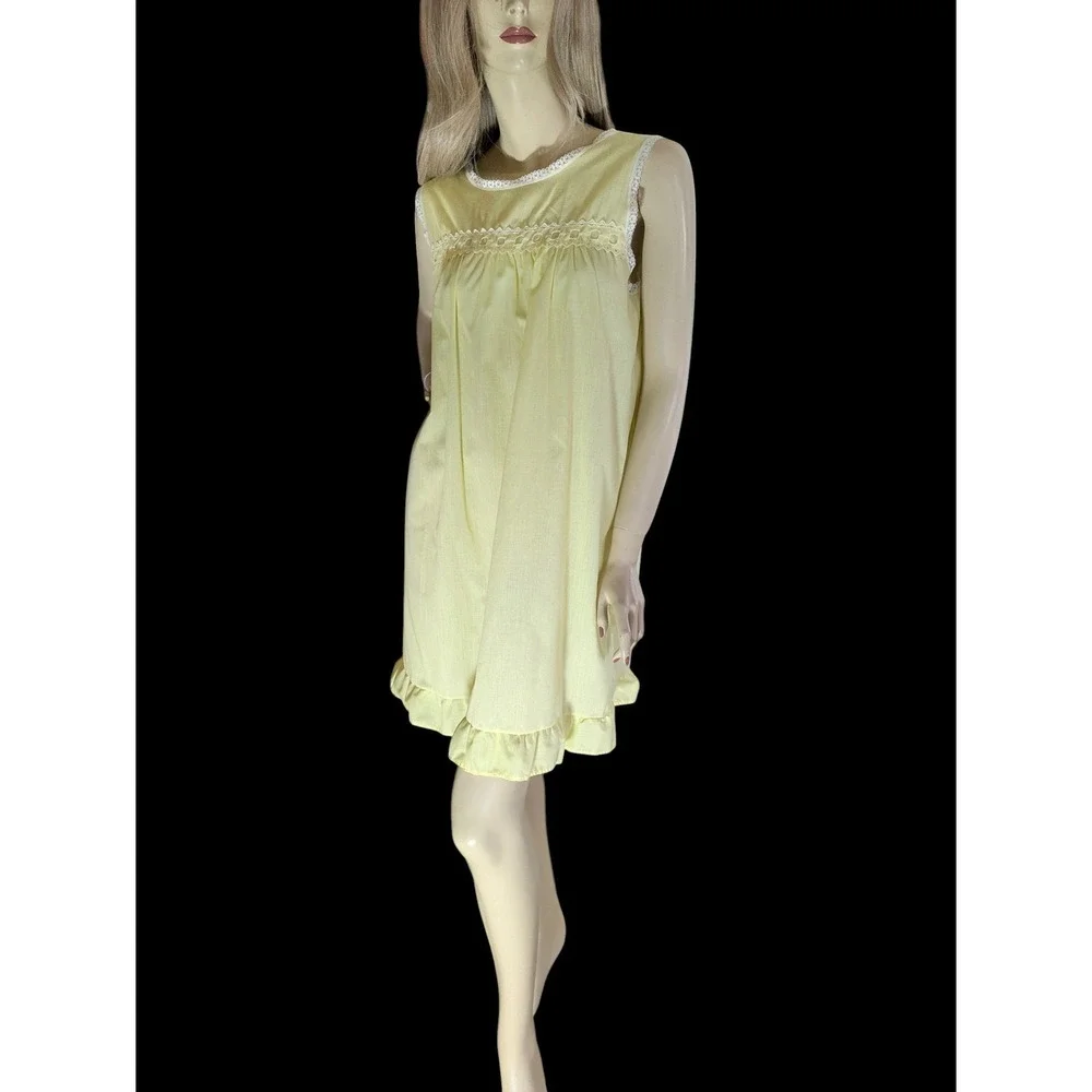 Vintage 70s Yellow Nightie M Coquette Cottagecore Lingerie Babydoll‎ Nightie